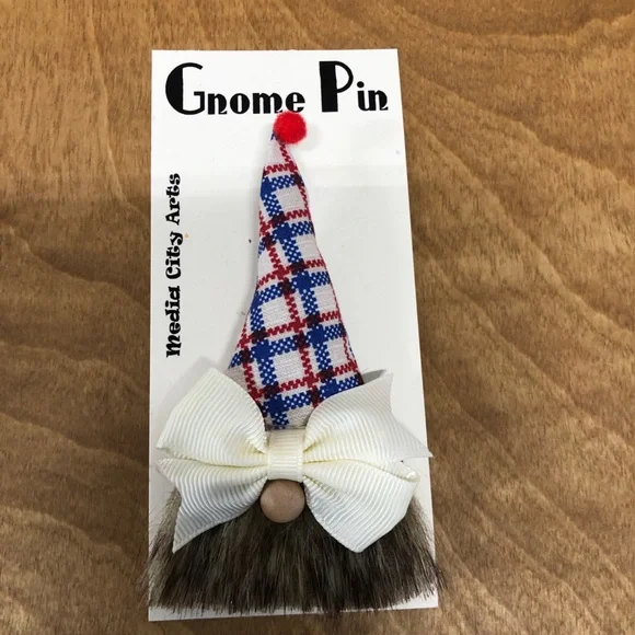 Red White Blue Gnome Pin Brooch Handmade Bow Gift Guide 4th of July USA Plaid - Picture 3 of 6